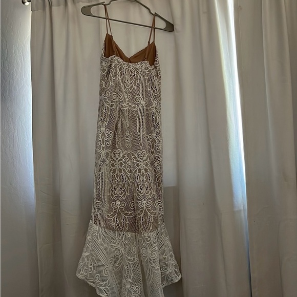 Windsor sound the horn trumpet lace dress - Picture 8 of 12